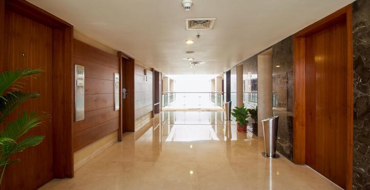 Paradigm Sarovar Portico Kākināda Екстериор снимка