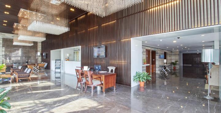 Paradigm Sarovar Portico Kākināda Екстериор снимка