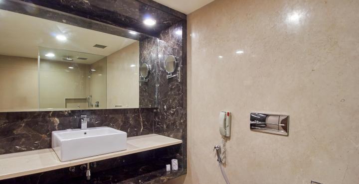 Paradigm Sarovar Portico Kākināda Екстериор снимка